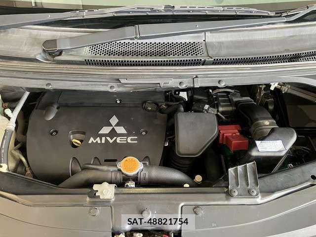 Mitsubishi DELICA 2007-09 8741730-5