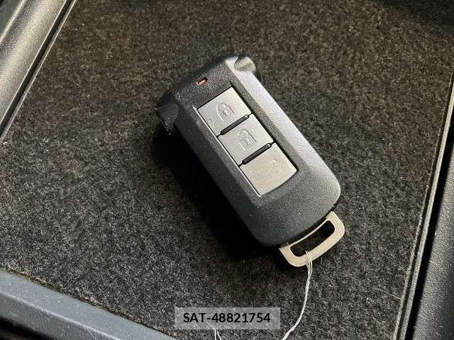Mitsubishi DELICA 2007-09 8741730-6