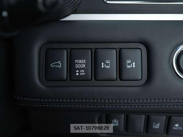 Mitsubishi DELICA 2022-05 8741713-11