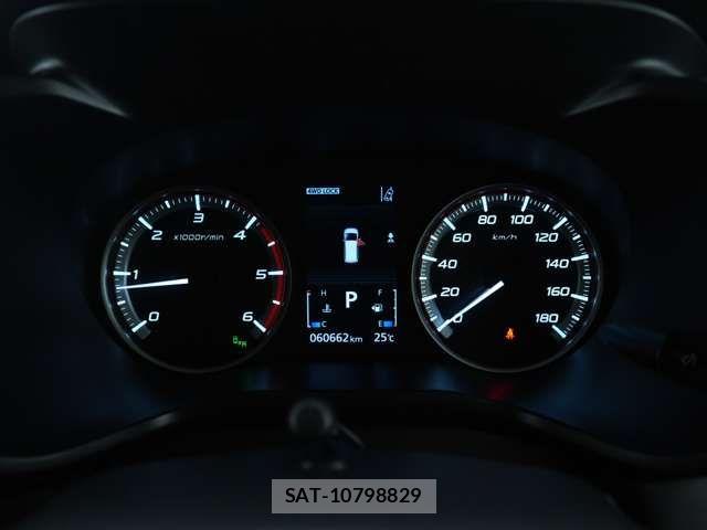 Mitsubishi DELICA 2022-05 8741713-12