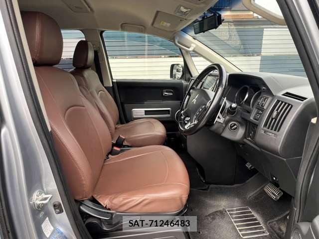 Mitsubishi DELICA 2016-07 8741726-9