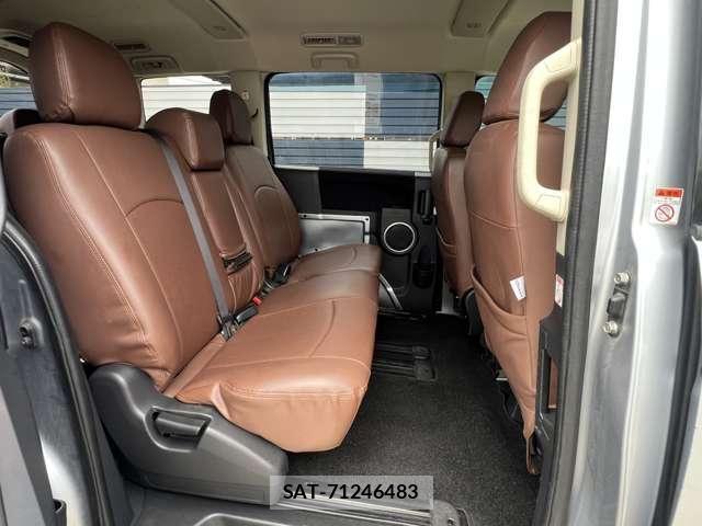 Mitsubishi DELICA 2016-07 8741726-13