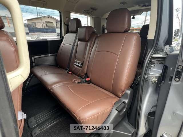 Mitsubishi DELICA 2016-07 8741726-14
