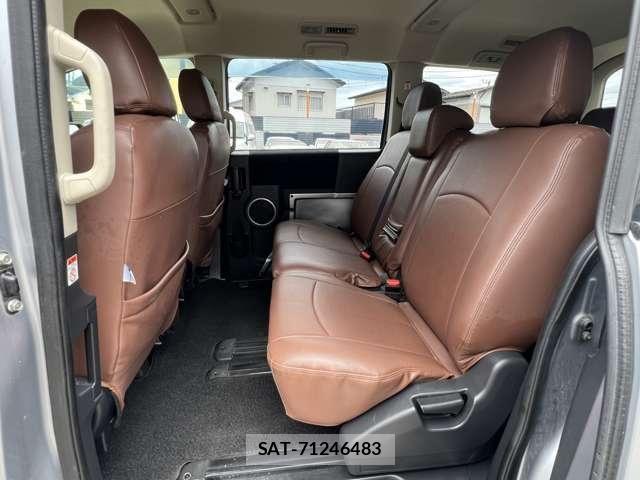 Mitsubishi DELICA 2016-07 8741726-15