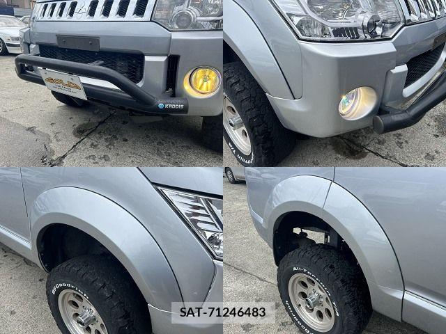 Mitsubishi DELICA 2016-07 8741726-6