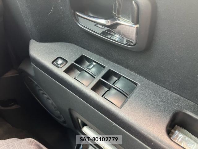 Mitsubishi DELICA 2012-11 8741738-18