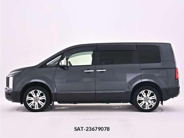 Mitsubishi DELICA 2022-05 8741698-2