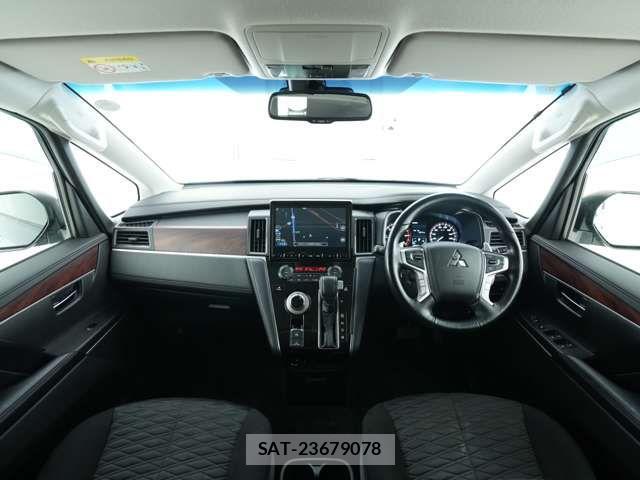 Mitsubishi DELICA 2022-05 8741698-4