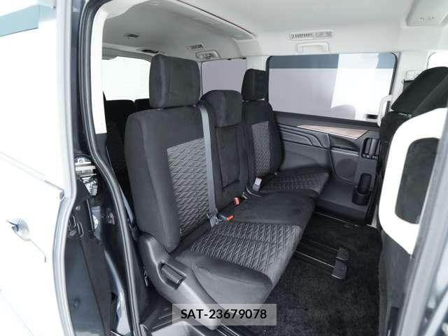 Mitsubishi DELICA 2022-05 8741698-6