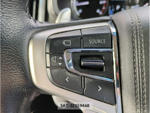 Mitsubishi DELICA 2021-08 8741704-9