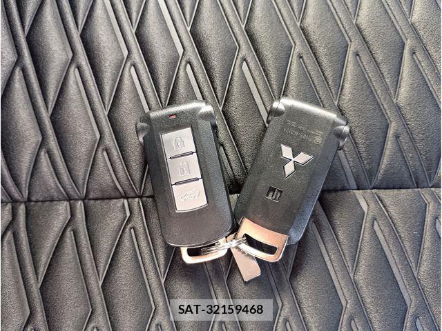 Mitsubishi DELICA 2021-08 8741704-13