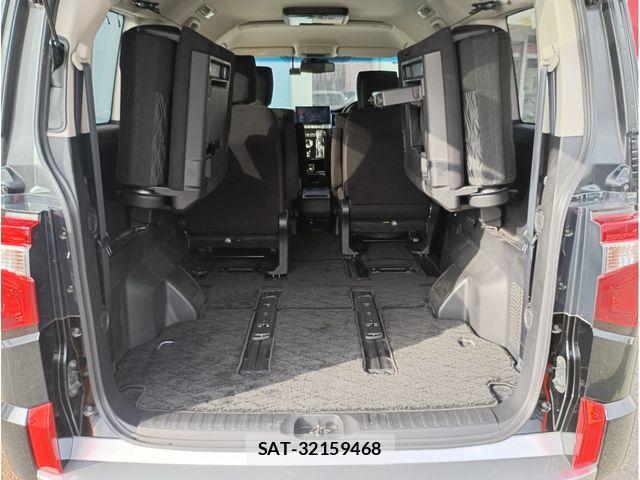 Mitsubishi DELICA 2021-08 8741704-18