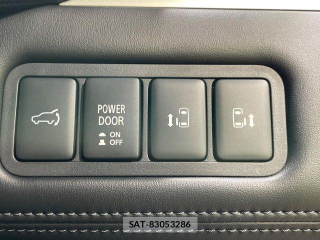Mitsubishi DELICA 2024-05 8741703-5
