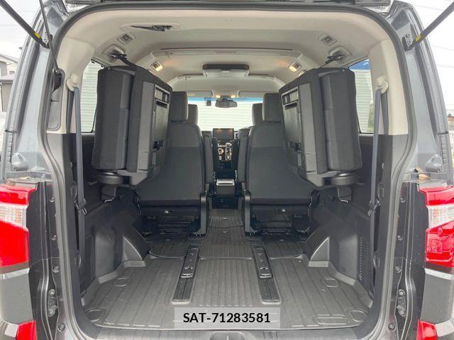 Mitsubishi DELICA 2024-10 8780004-12