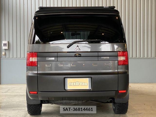 Mitsubishi DELICA 2013-03 8780009-11