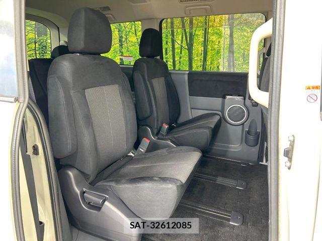 Mitsubishi DELICA 2012-03 8780022-8