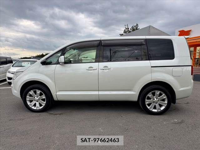 Mitsubishi DELICA 2013-03 8780019-10