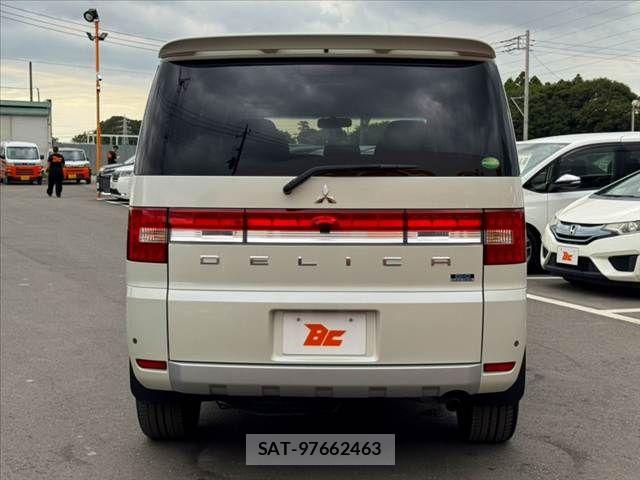 Mitsubishi DELICA 2013-03 8780019-13