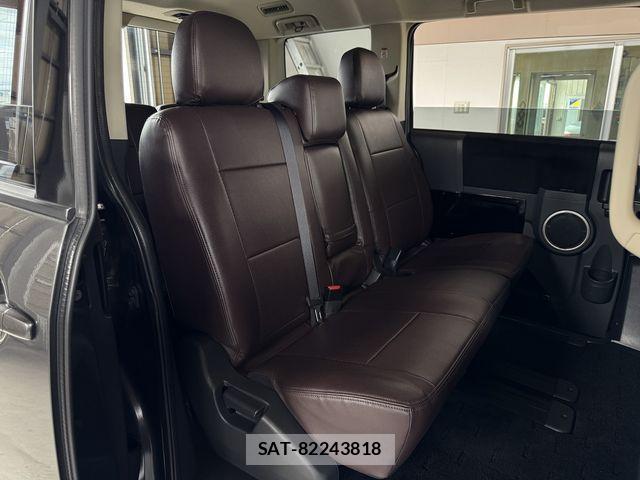 Mitsubishi DELICA 2015-09 8780016-23