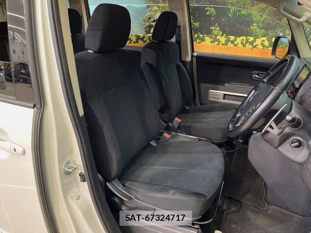 Mitsubishi DELICA 2017-06 8780015-9