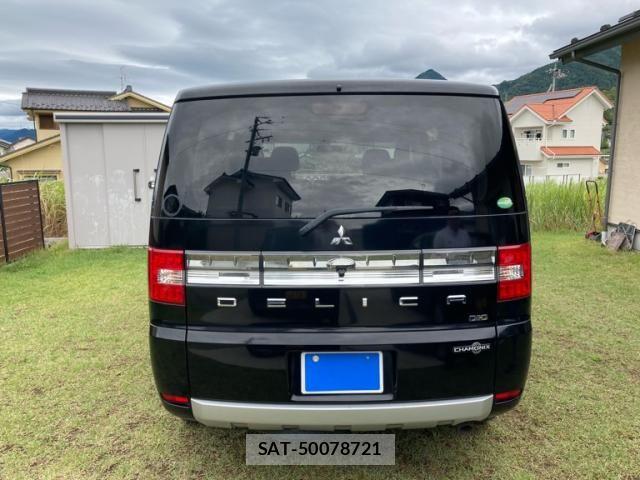 Mitsubishi DELICA 2018-03 8780017-5