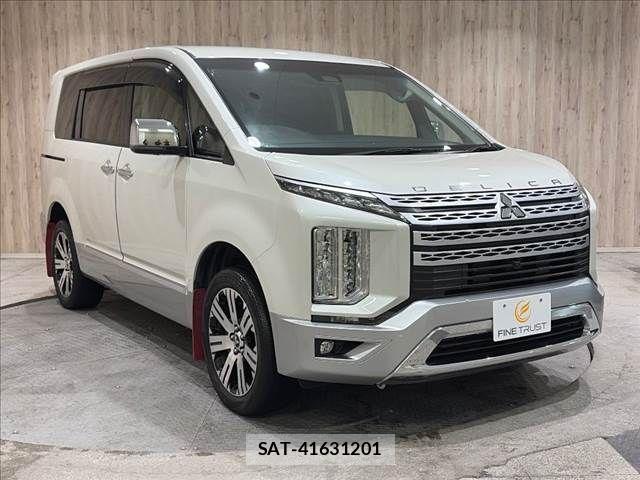 Mitsubishi DELICA 2021-08 8780008-18