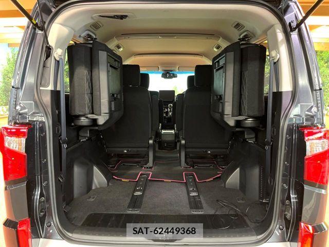 Mitsubishi DELICA 2023-10 8780007-12