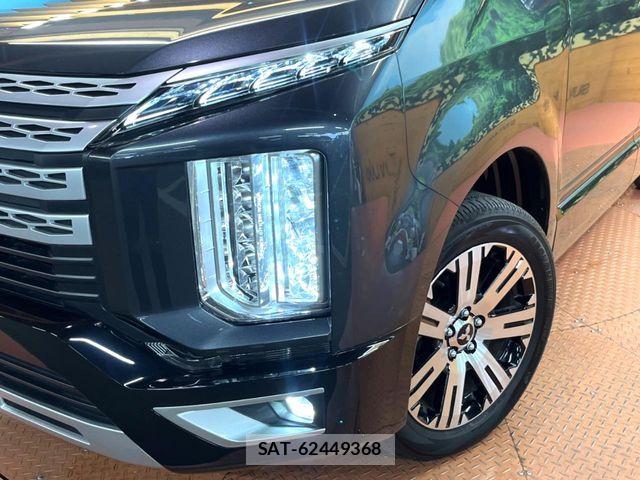 Mitsubishi DELICA 2023-10 8780007-13