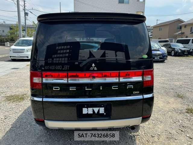 Mitsubishi DELICA 2015-07 8795797-17