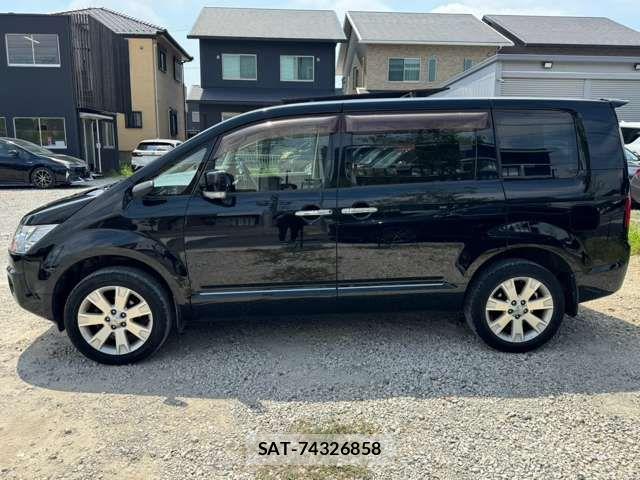 Mitsubishi DELICA 2015-07 8795797-18