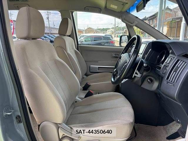 Mitsubishi DELICA 2014-05 8795799-9