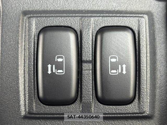 Mitsubishi DELICA 2014-05 8795799-4