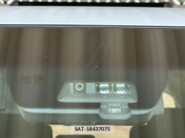 Mitsubishi DELICA 2023-09 8795784-15