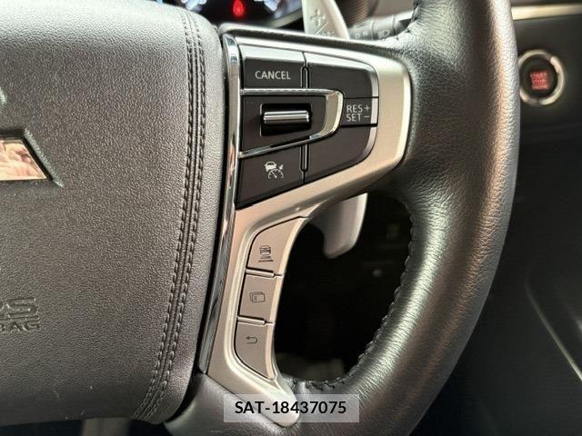 Mitsubishi DELICA 2023-09 8795784-24