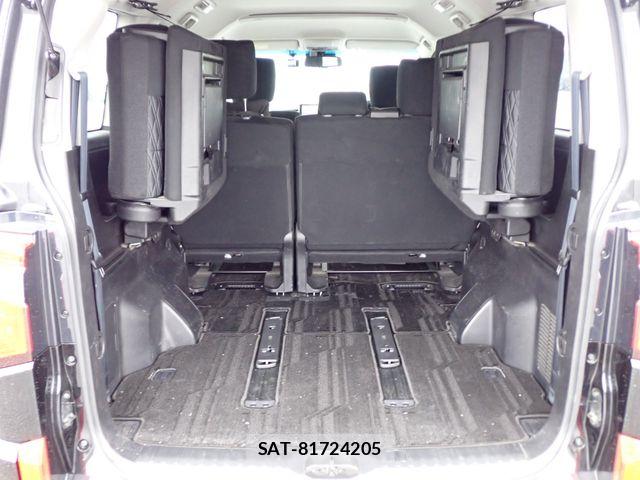 Mitsubishi DELICA 2021-10 8795778-24