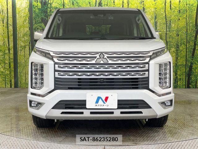 Mitsubishi DELICA 2024-10 8795782-14