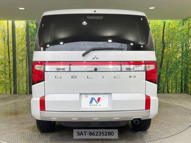 Mitsubishi DELICA 2024-10 8795782-15