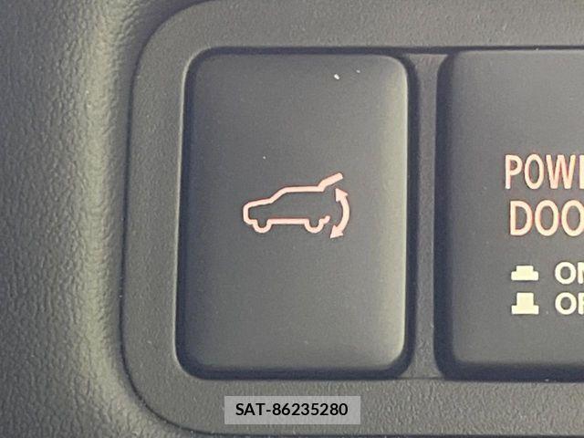 Mitsubishi DELICA 2024-10 8795782-5
