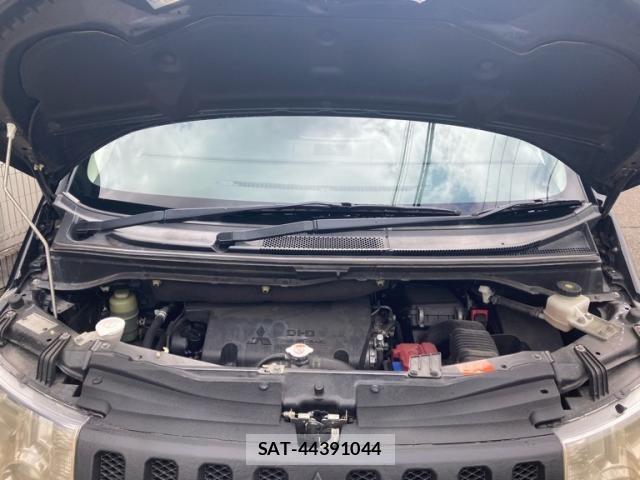 Mitsubishi DELICA 2013-04 8795803-13