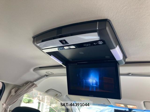 Mitsubishi DELICA 2013-04 8795803-23