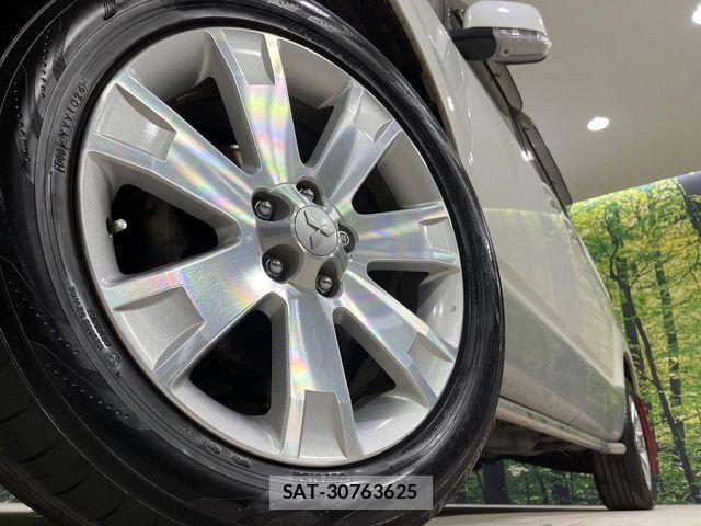 Mitsubishi DELICA 2017-05 8795795-14