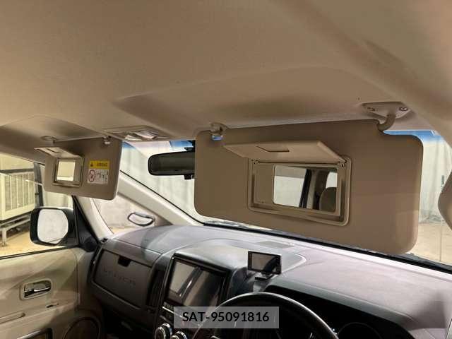 Mitsubishi DELICA 2015-08 8795798-27