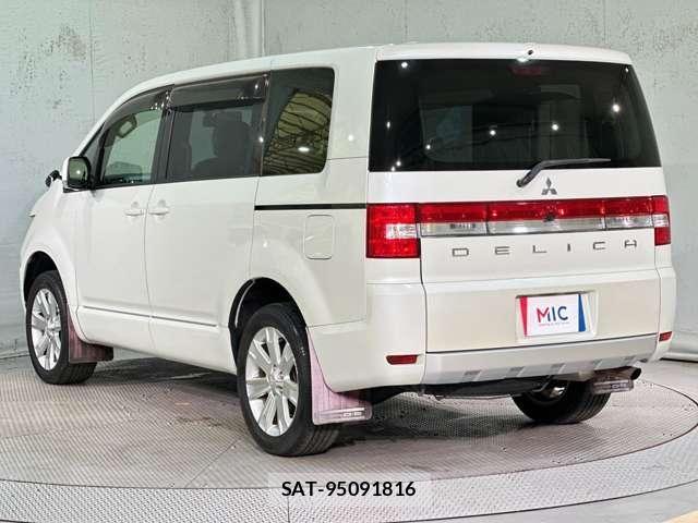 Mitsubishi DELICA 2015-08 8795798-6