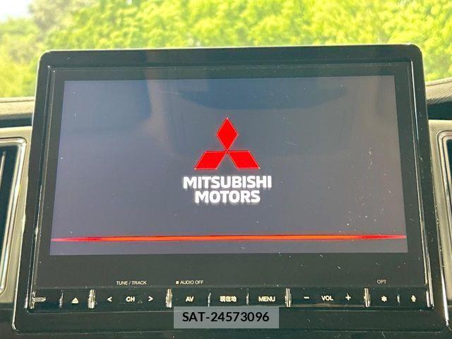 Mitsubishi DELICA 2019-11 8795793-4