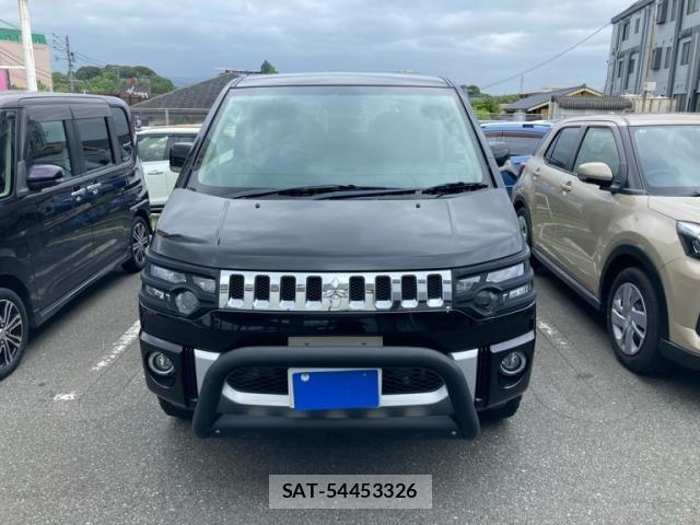 Mitsubishi DELICA 2017-06 8795800-0