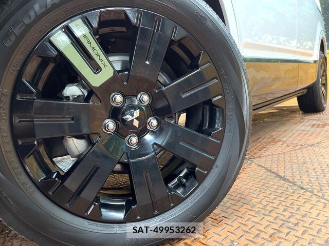 Mitsubishi DELICA 2024-10 8795781-11
