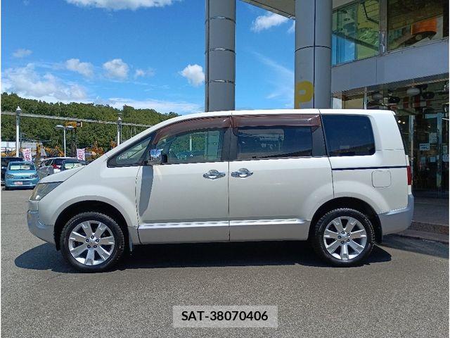Mitsubishi DELICA 2012-01 8828751-12