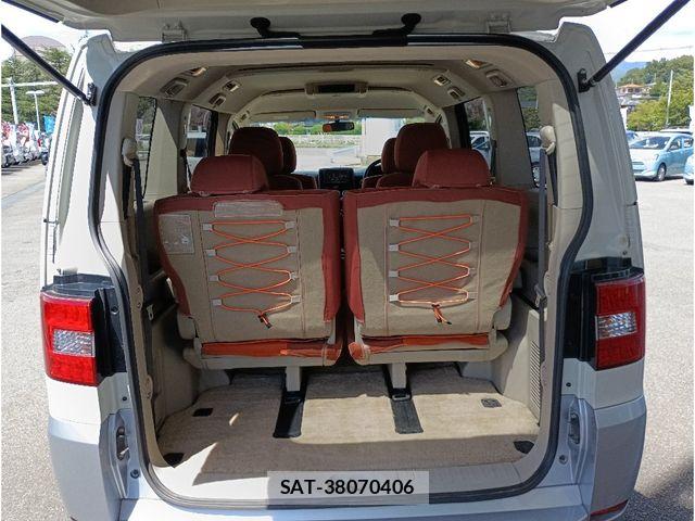Mitsubishi DELICA 2012-01 8828751-6
