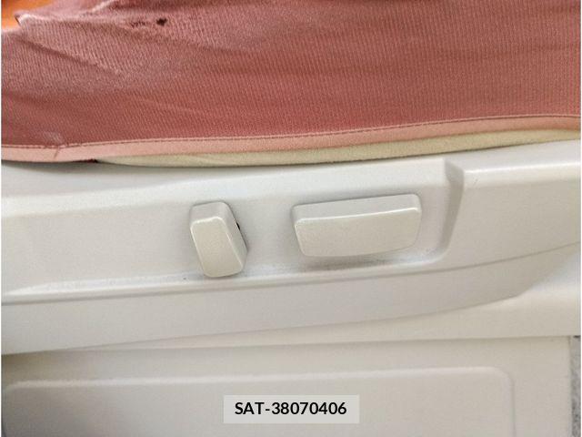 Mitsubishi DELICA 2012-01 8828751-7