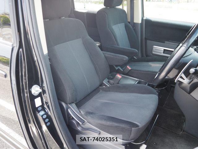 Mitsubishi DELICA 2011-06 8828760-19